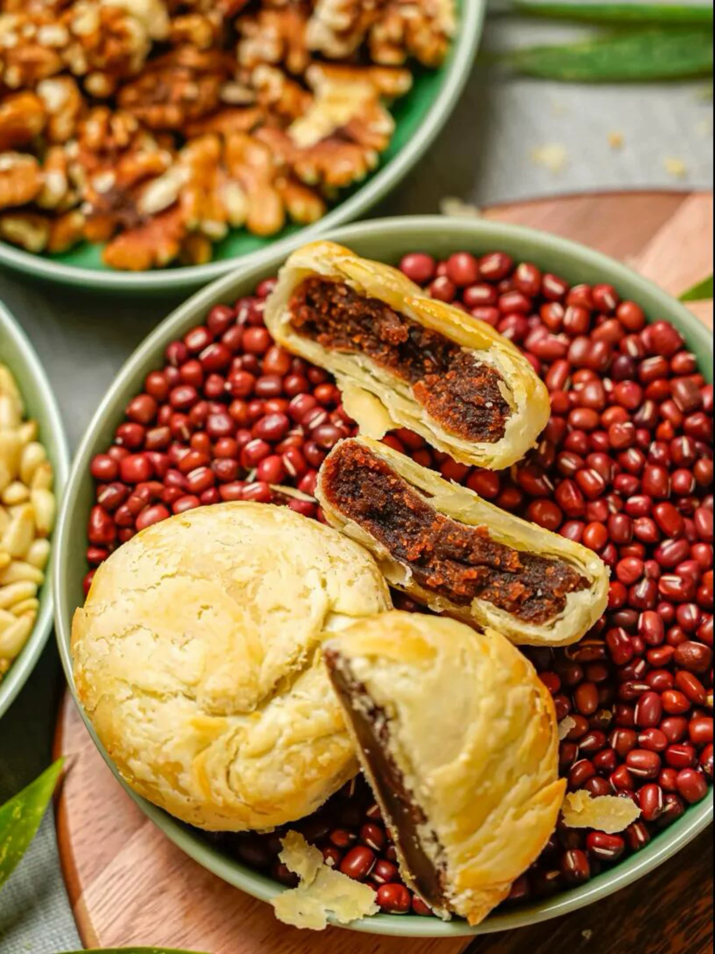 Longhua Zen Mooncakes